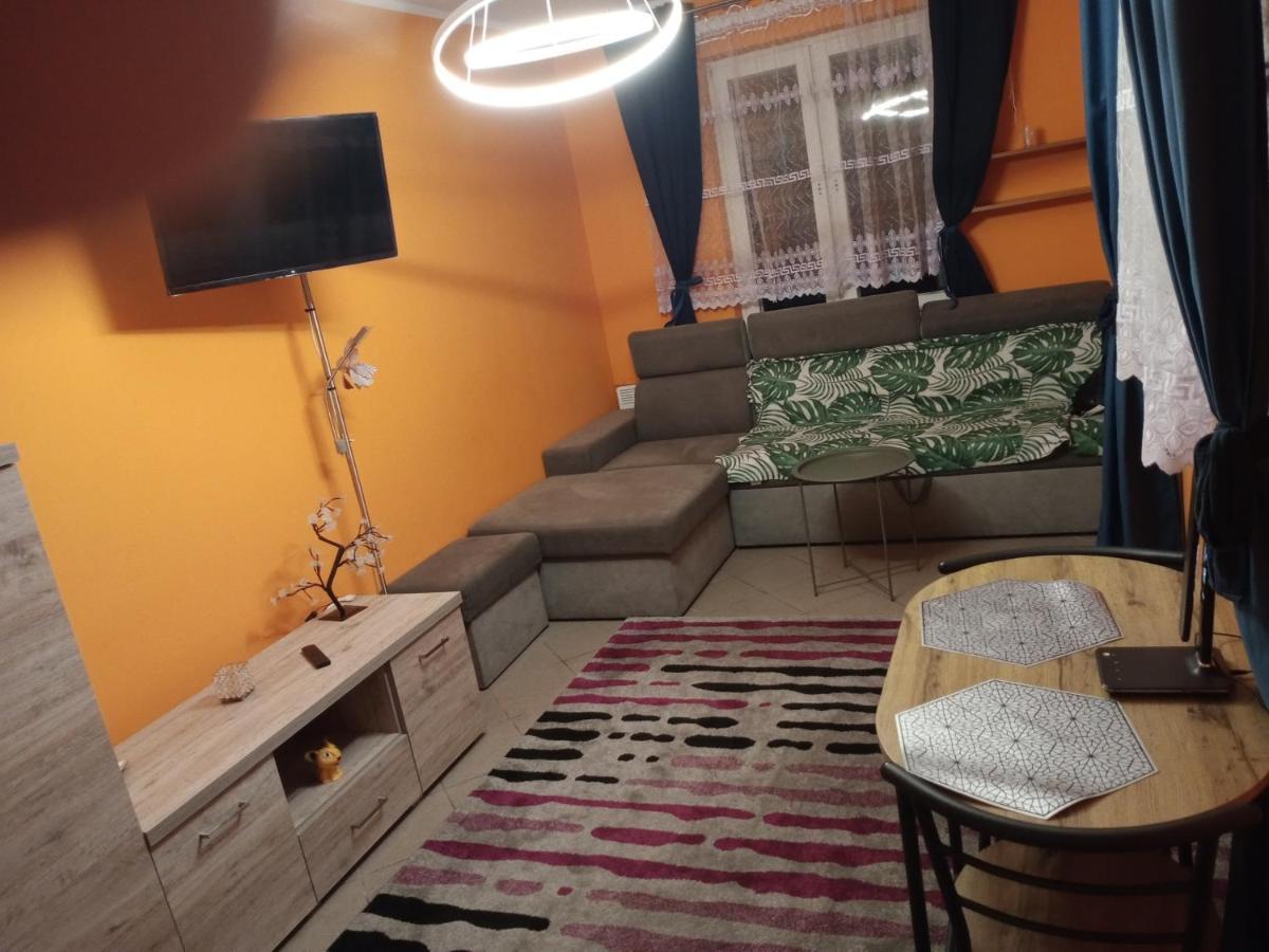 Uroczy Apartament Krasków Eksteriør bilde